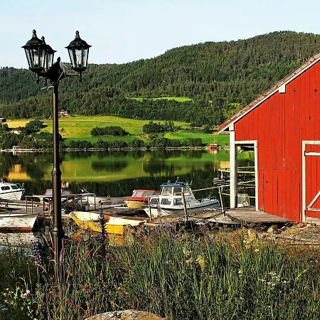 5 Person In * Bårdset